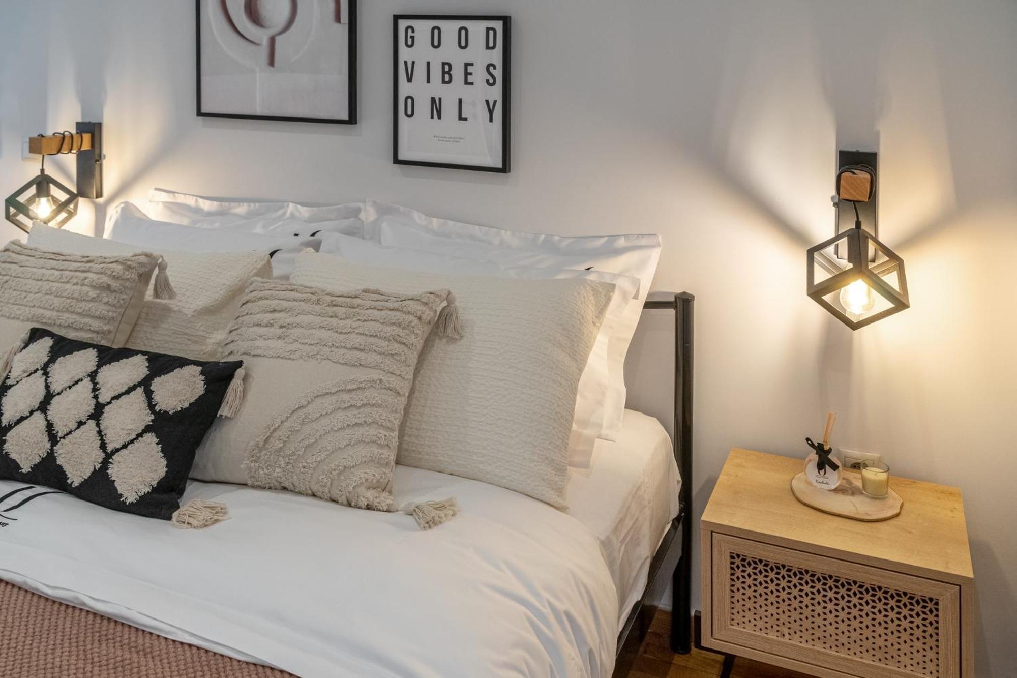 Unique Koukaki Three Bedroom Suite Athènes Extérieur photo
